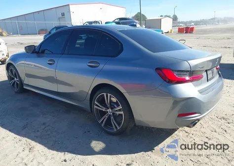 2023 BMW 330I xDrive z USA, uszkodzony, nr VIN 3MW89FF07P8D69955